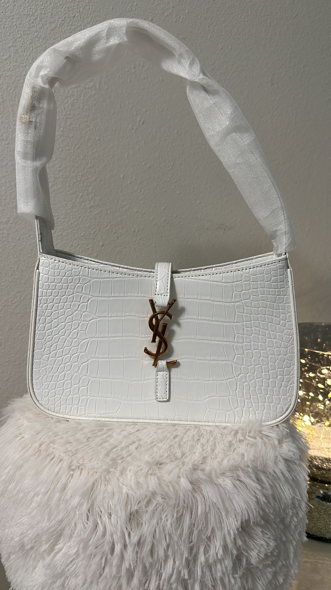 Woman White Bag 