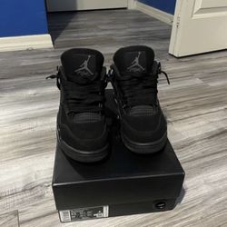 Jordan Retro 4 Black Cats (Size 8.5 US)