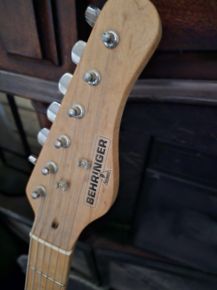 Beringer Electric Guitar