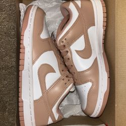 Nike Dunk Low (Rose Whisper Size 6.5w/5m