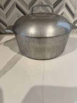 Wagner Ware Magnalite Dutch Oven/Soup Pot