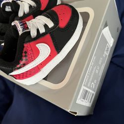 Nike Size 2c