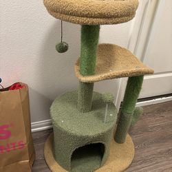 Cat tree