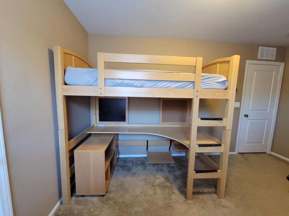 Loft Twin Bed With Desk