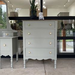 Green High Boy, Vintage Dresser