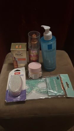 Roc serum. La roche posay. Aha mask. Pumice stone. Gel eye mask