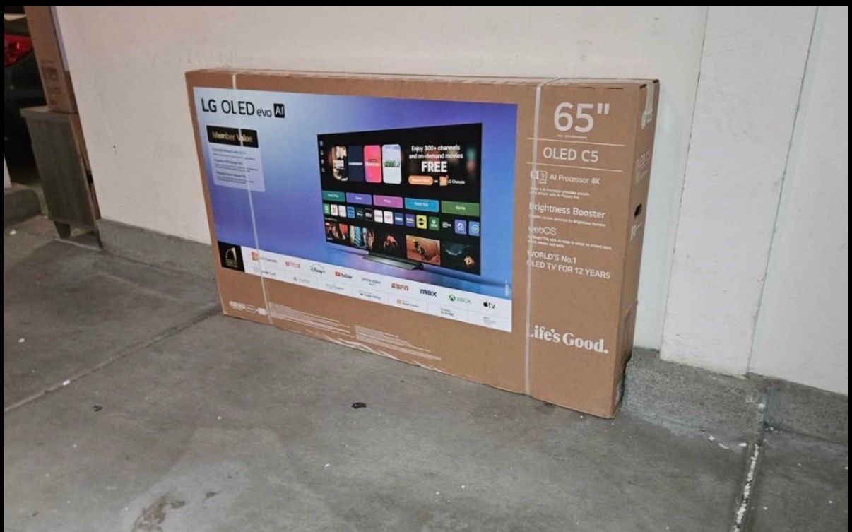 65 “ LG smart 4K EVO OLED HDR 144HZ C5 TV