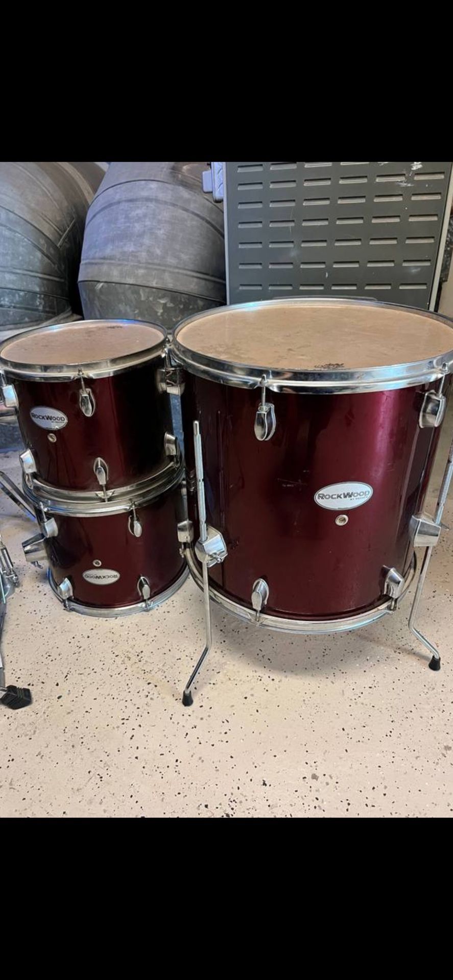 3 Piece Acoustic Drums. Cheap!!!