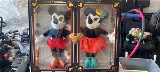 Mickey and Minnie 90th anniversary plush set