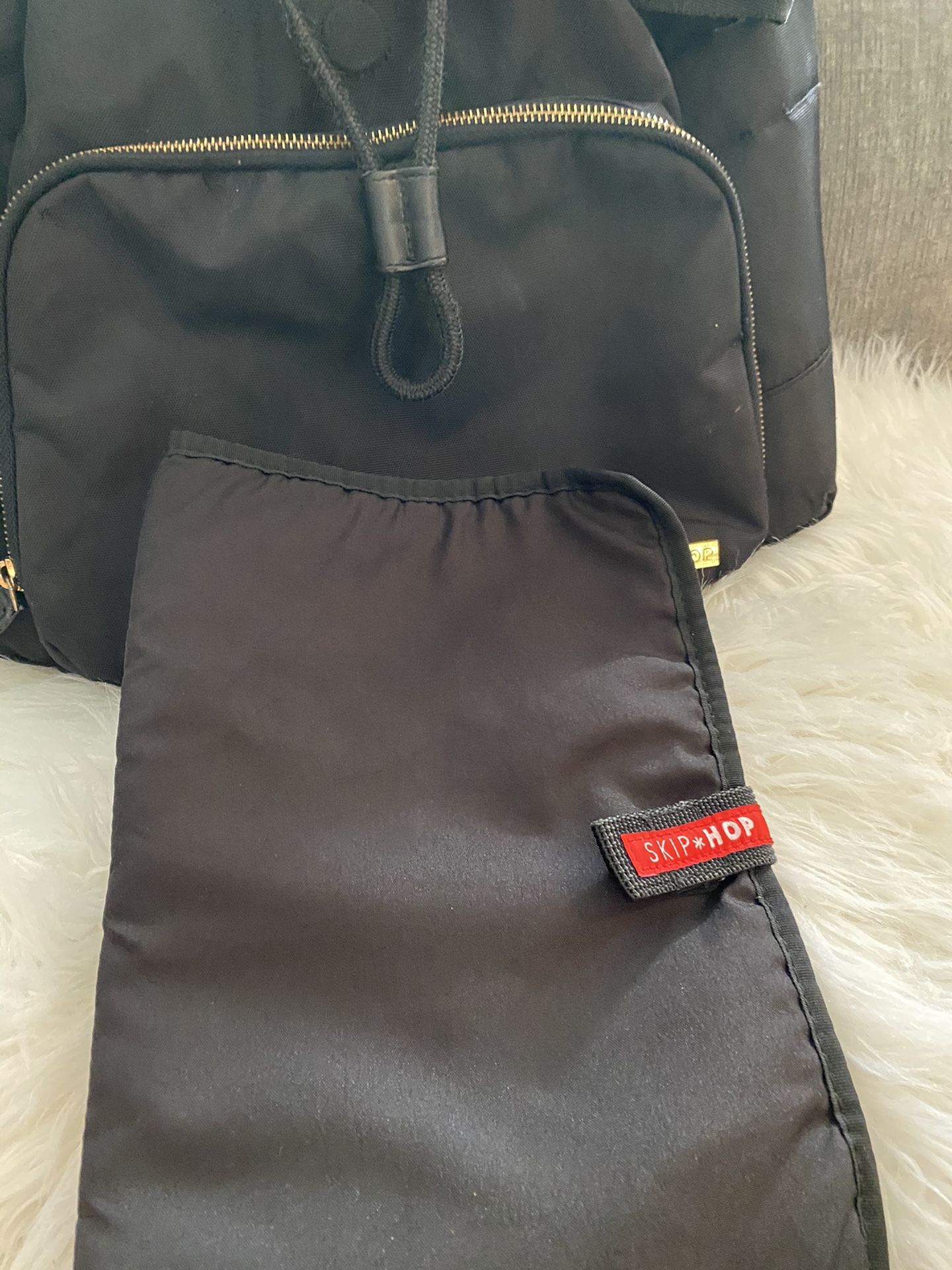 SKIP HOP Chelsea diaper backpack