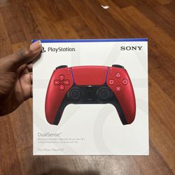 PlayStation 5 Controller (red)