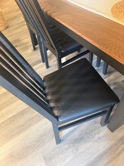Kitchen table