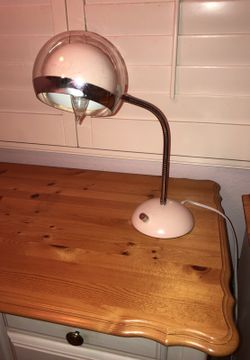 Light pink desk lamp
