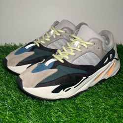 Size 10.5 - Yeezy 700 Wave Runner