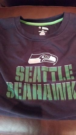 Men's Seahawks sweatshirt