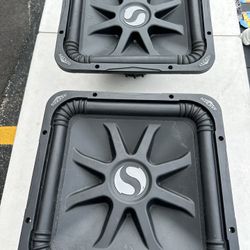 2 Kicker L5 15” Speakers Great Condition