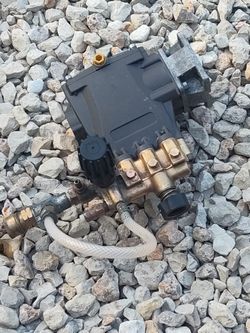 Comet 3/4 In Pressure Pump Brand New Condition