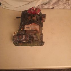 Department 56 Rusty's Used Cars 