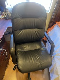 Office chair in great chape