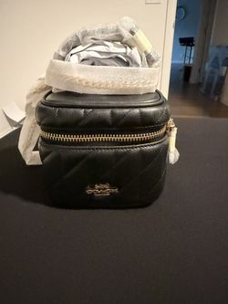 Ava Crossbody Bag With Quilting