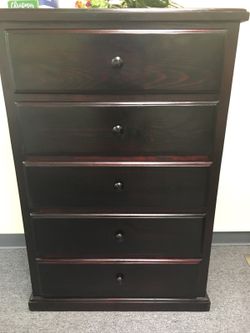 Dresser