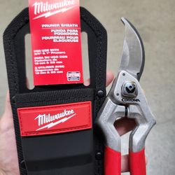 Corona XSERIES Hand Pruners And Milwaukee Sheath 