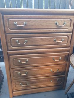 Big blonde beautiful dresser asking 100