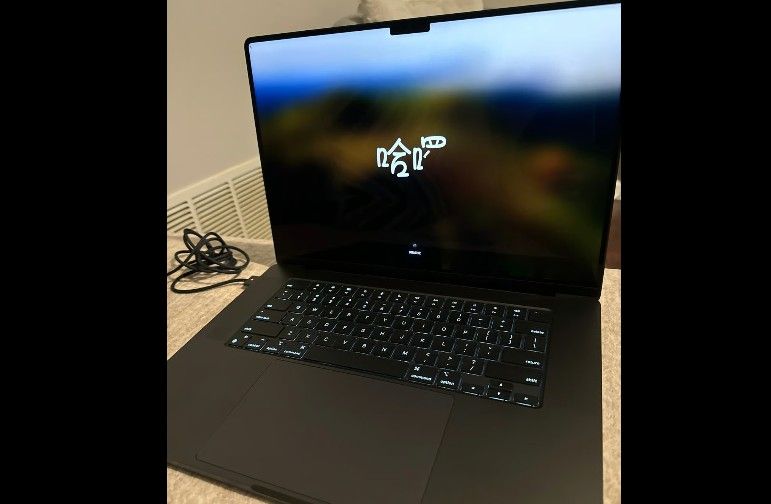 macbook pro 16 inch