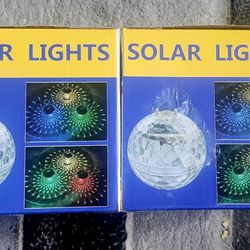 2 LED Solar GLOBE Lights For Pool Or Landscaping BNIB Never Used 