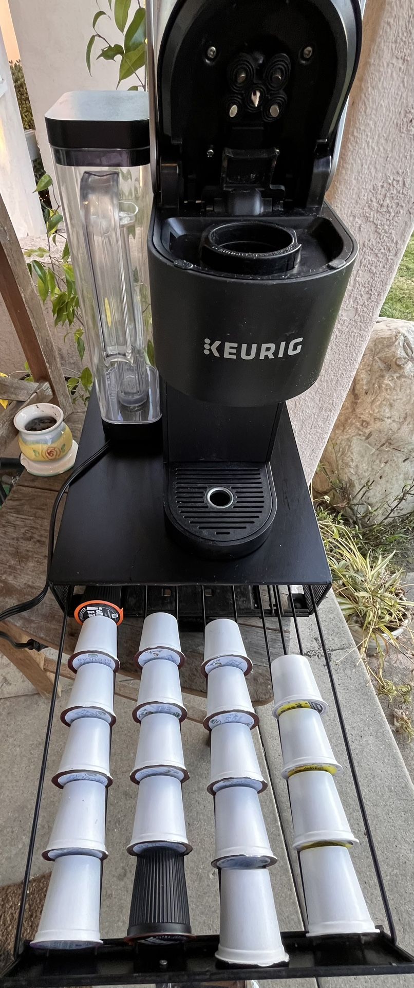 Xmas Special! Keurig Coffee Maker With Pods And Storage Stand