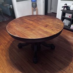 Solid Oak Round Dining Table w/ Leaves (48”–60”)