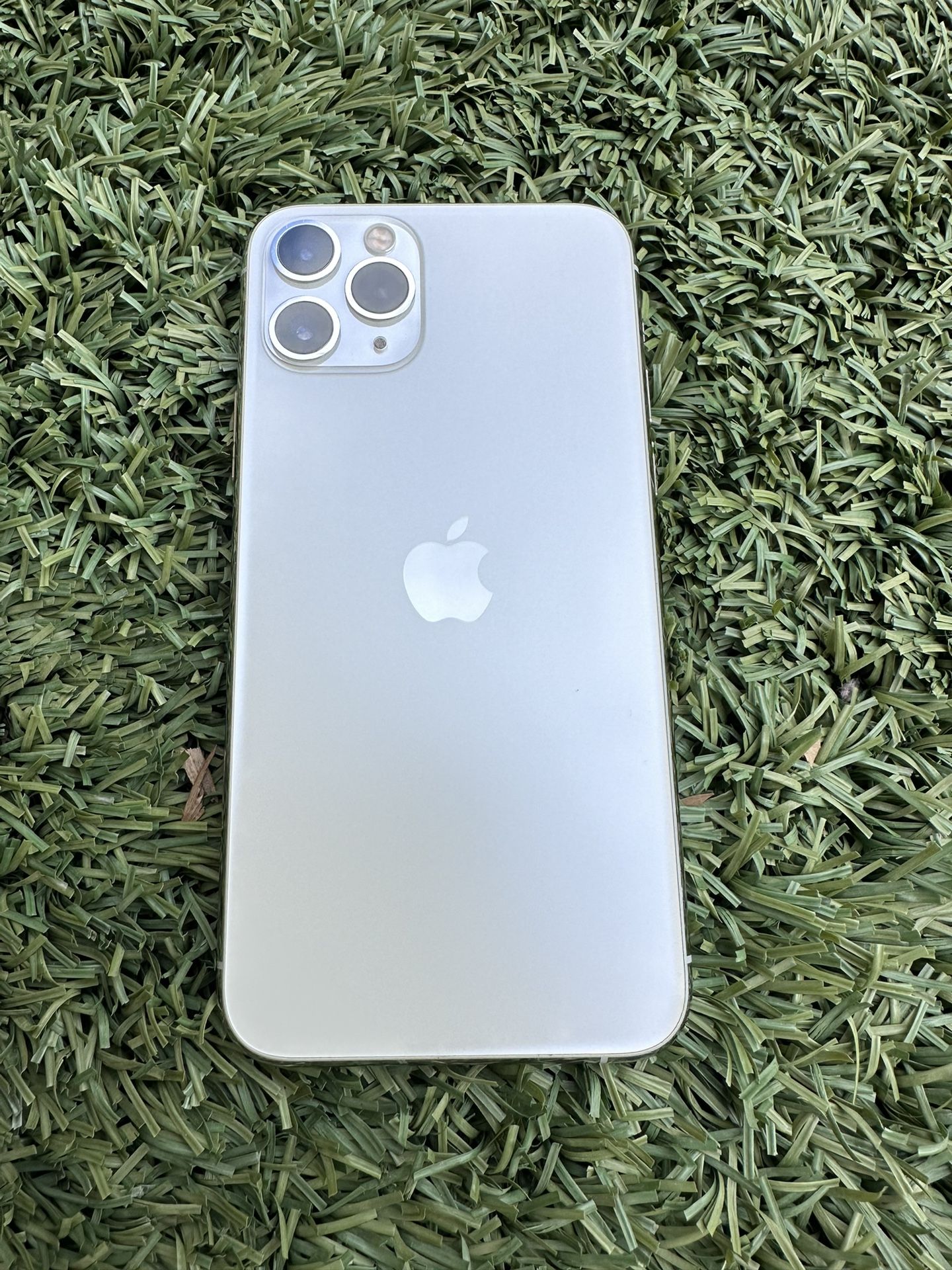 iPhone11pro（256GB） Amazon.com: Apple iPhone 11 Pro, US Version, 256GB, Space