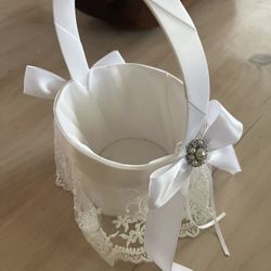 Flower Girl Basket with Ribbon and Lace