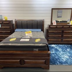 BEAUTIFUL NEW GLORIA PLATFORM QUEEN BED, DRESSER, MIRROR AND NIGHT STAND SET ON SALE ONLY $1299. KING SET $1399. IN STOCK SAME DAY DELIVERY 🚚  FINANC
