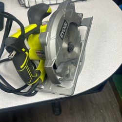 Ryobi Saw