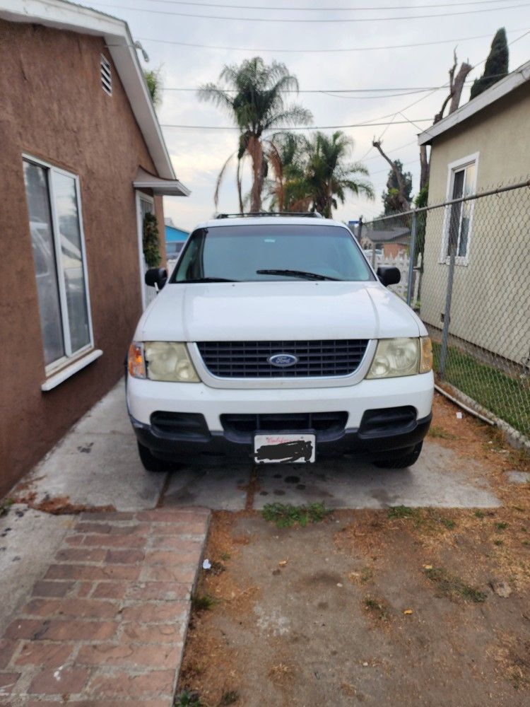 2002 Ford Explorer