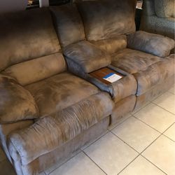 Dual Recliner Sofa 