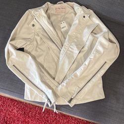 $ 40.  White Off Color Free People Jacket 