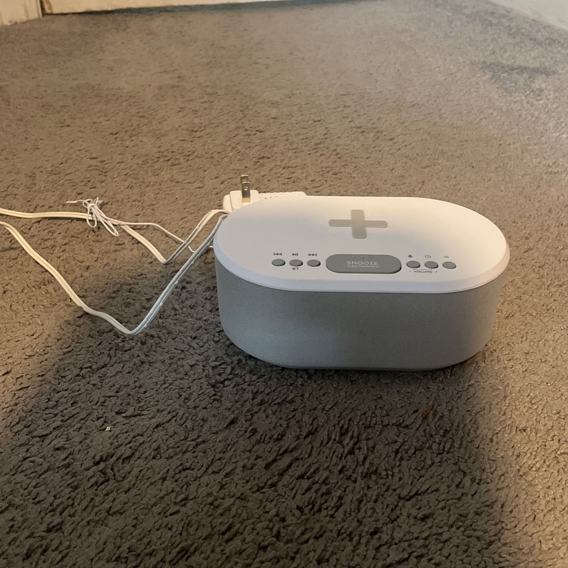 Ibox Wireless Charging Bluetooth Speaker 