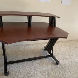Music Studio Equipment Rack Desk 46”