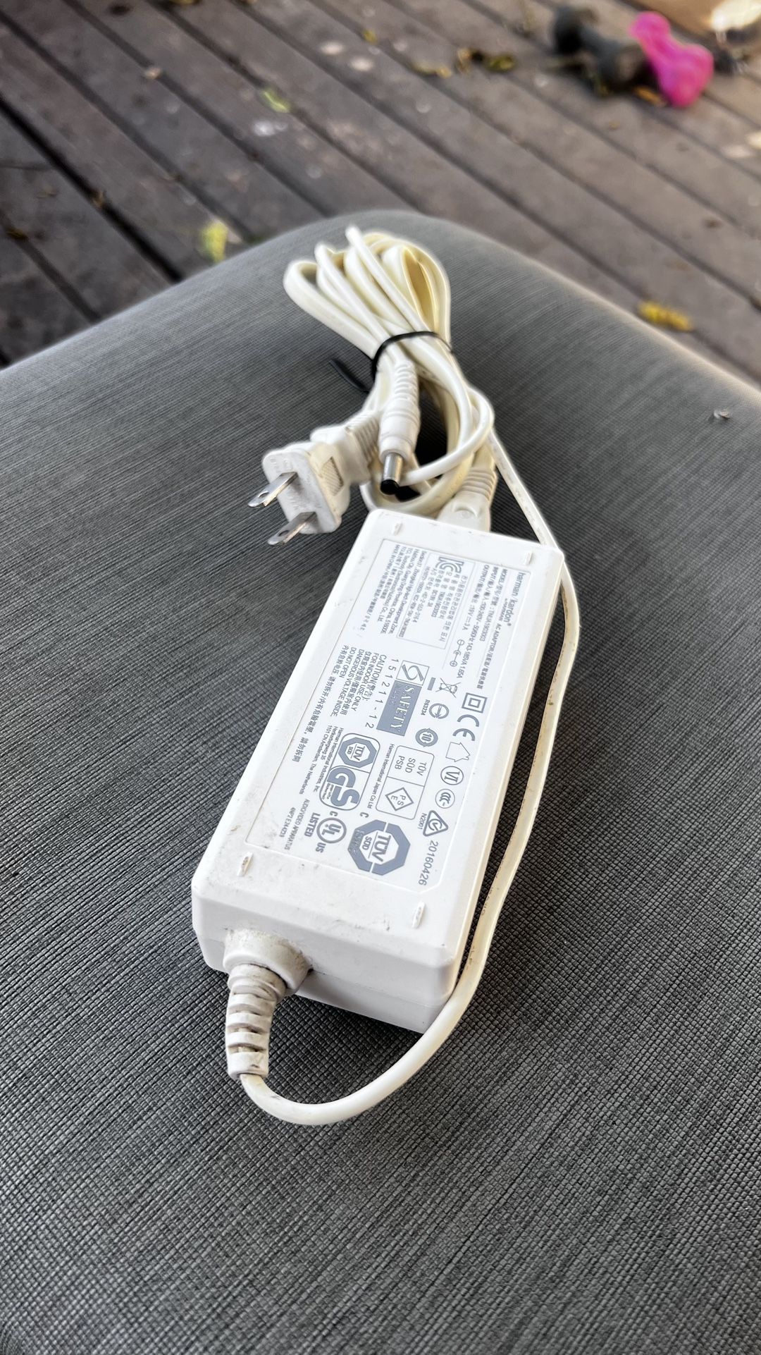 Harman Kardon Aura Power supply