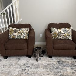 2 Sofas 