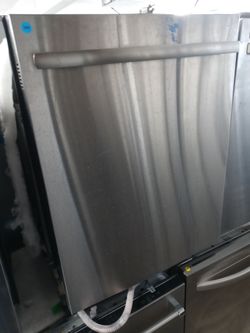 Jenn-Air stainless steel dishwasher with stainless tub - Free delivery