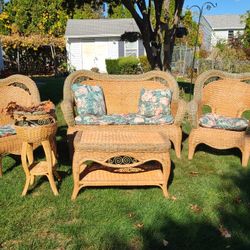 5 Piece Wicker Set 