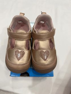 Stride rite toddler shoes