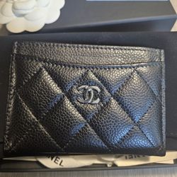 Black Chanel Caviar Card Holder