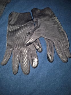 Golf gloves