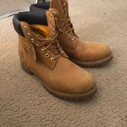 Size 11 Timberland Boots 