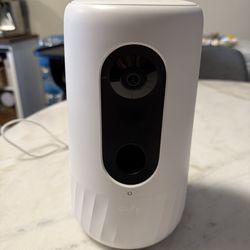 Eufy pet camera with treat dispenser
