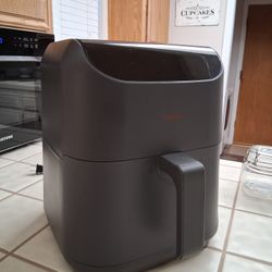 💥 CRUXGG 6-In-1 6-qt 7people Digital Touchscreen Countertop Air Fryer,Gray. Used ONCE!...asking $40.00